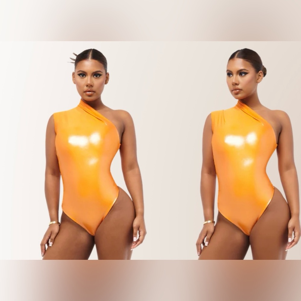 COU COO BODYSUIT IN ORANGE.